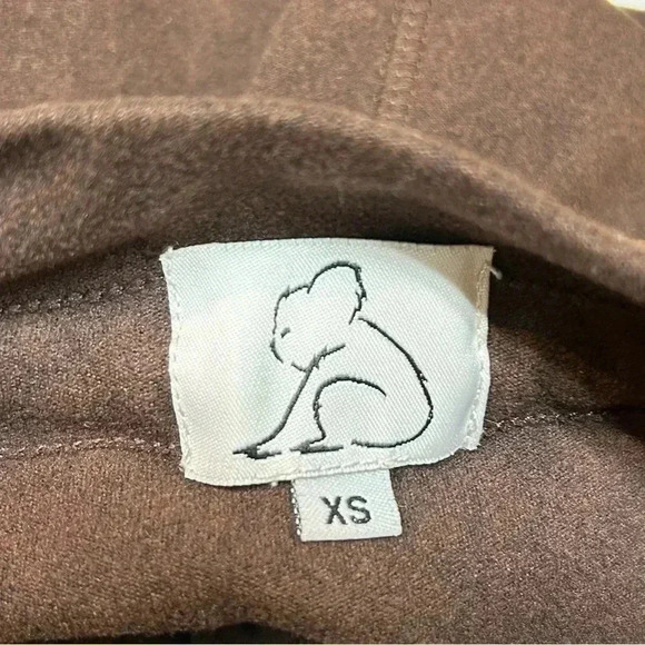 Kuwallatee  Joggers - Picture 5 of 6